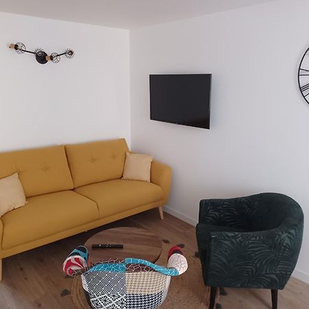 Duplex Cosy Et Douillet Apartment Ernee Exterior photo